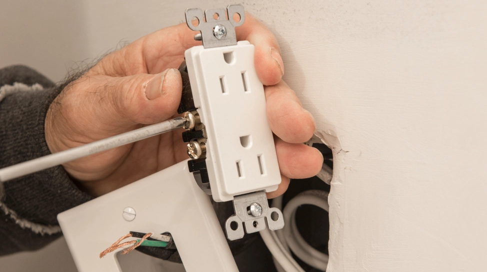 installing in outlets