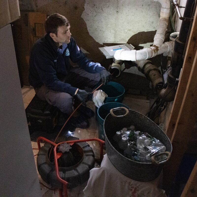 128 drain cleaning in progress