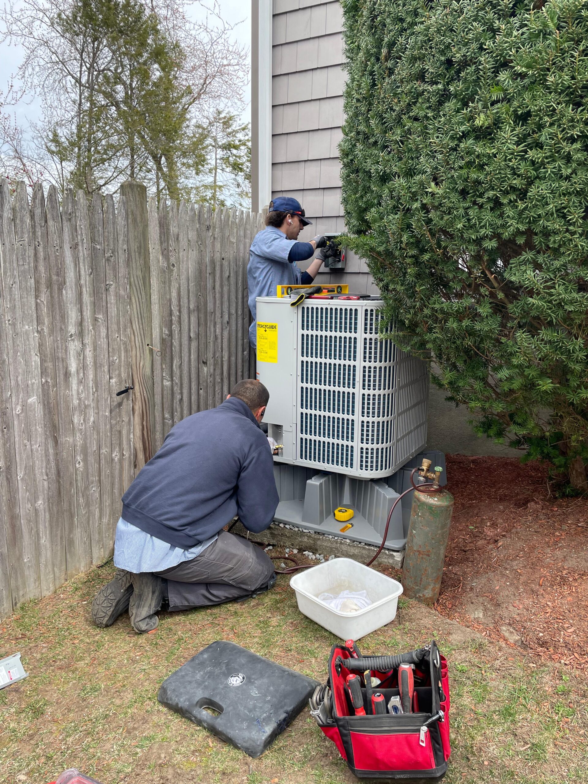 Searching for an HVAC company in South Boston, MA? 128 Plumbing offers expert heating, cooling, ductless systems, and repairs. Book service today.